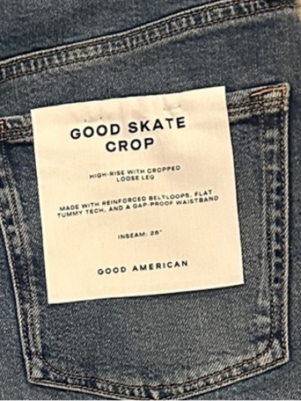 GOOD AMERICAN Good Skate Cropped Wide Jeans - Picture 15 of 15
